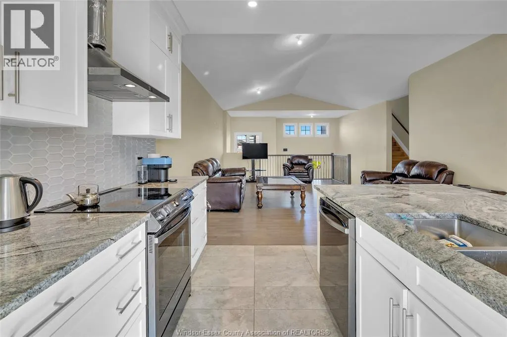 305 MORIN ROAD
