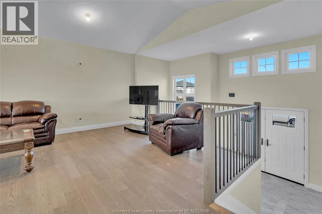 305 MORIN ROAD
