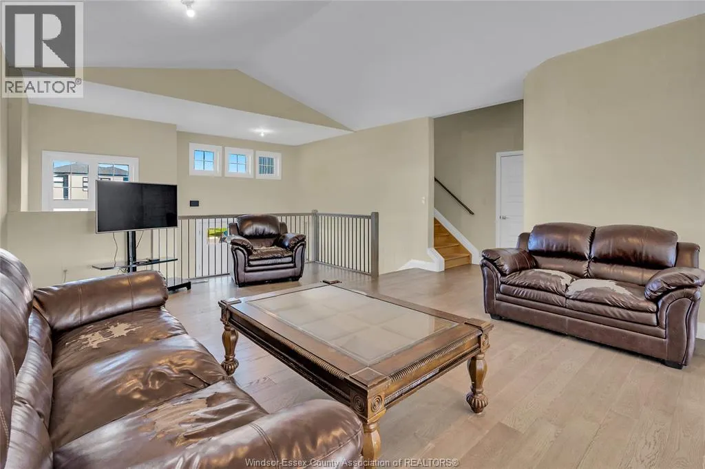 305 MORIN ROAD
