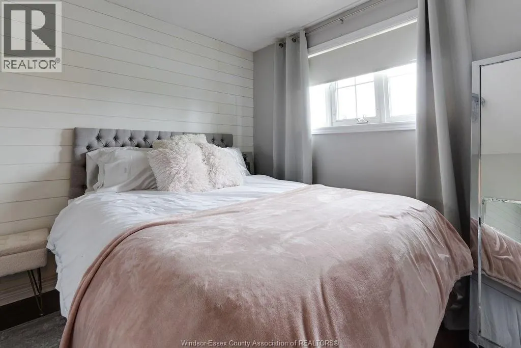 329 GERALDINE