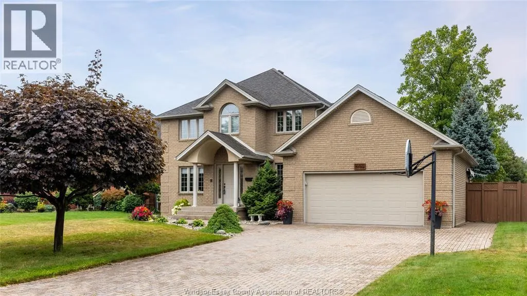 2769 LOMBARDY CRESCENT