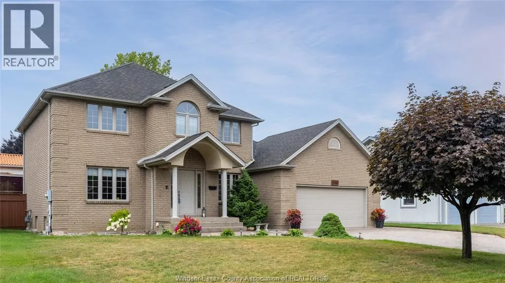2769 LOMBARDY CRESCENT