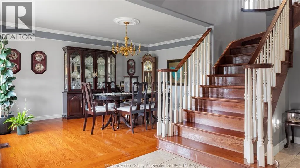 2769 LOMBARDY CRESCENT