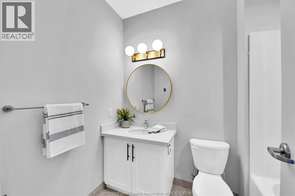 11941 TECUMSEH ROAD East Unit# 206