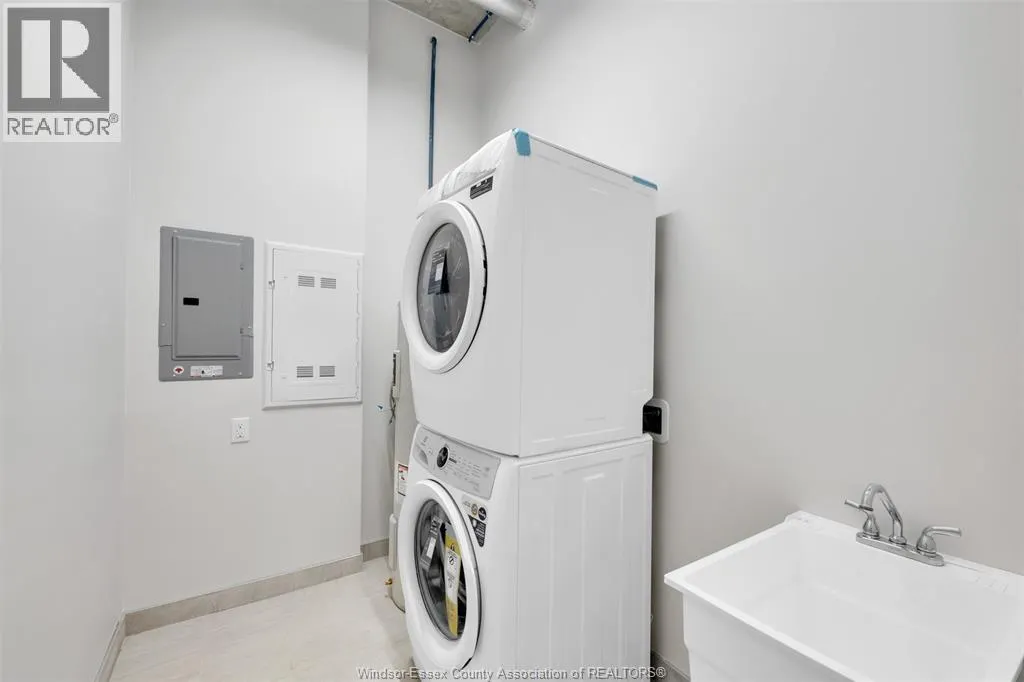11941 TECUMSEH ROAD East Unit# 206