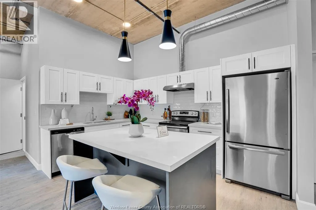 11941 TECUMSEH ROAD East Unit# 206