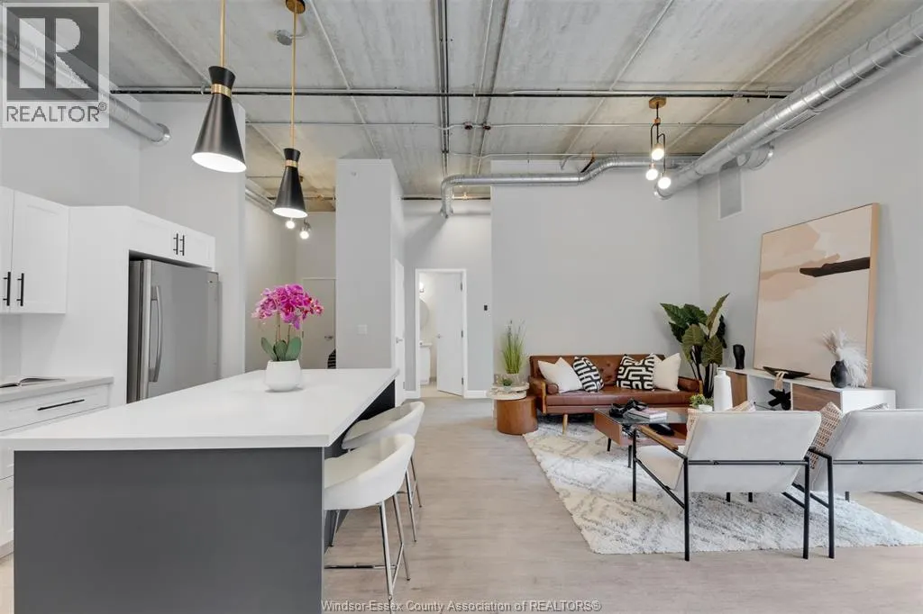 11941 TECUMSEH ROAD East Unit# 206