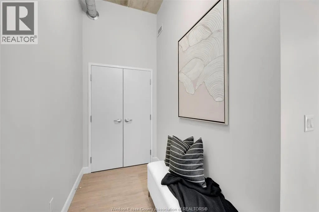 11941 TECUMSEH ROAD East Unit# 206