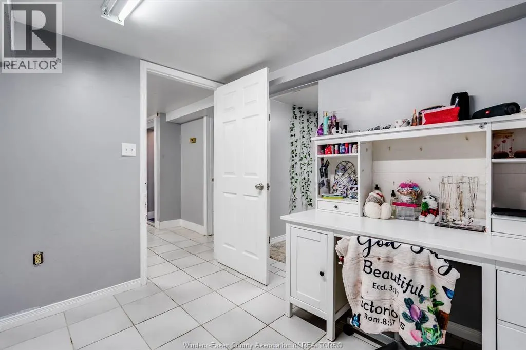 104 Danforth AVENUE