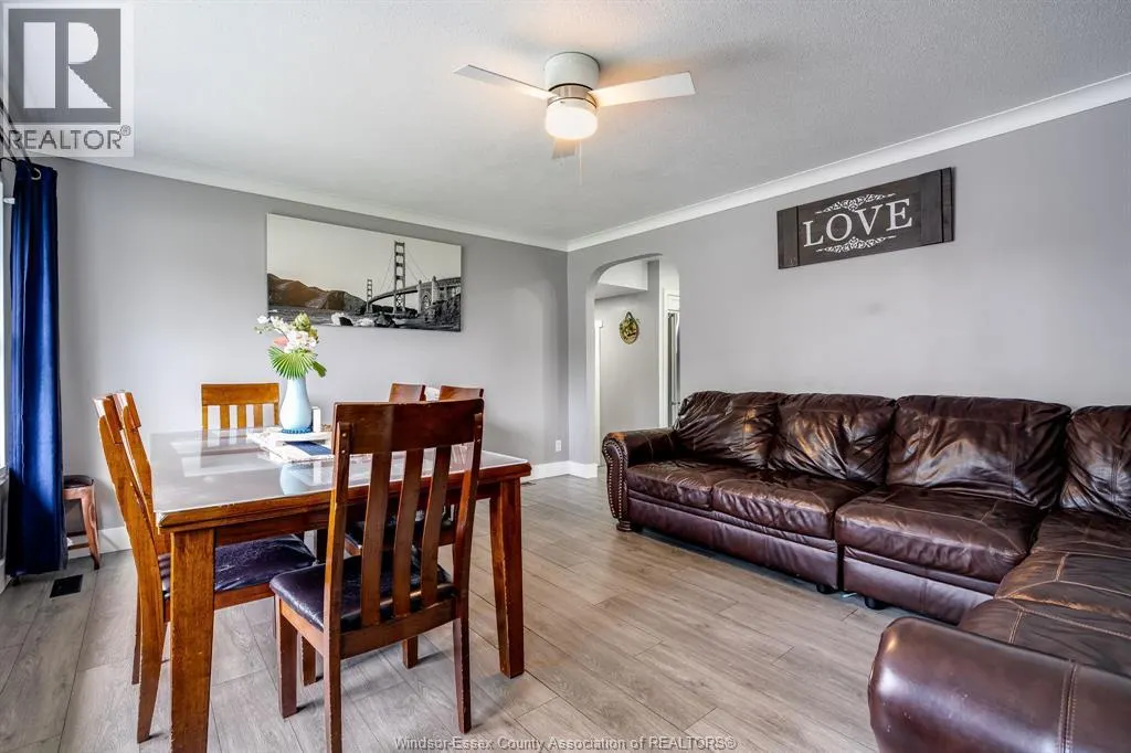 104 Danforth AVENUE