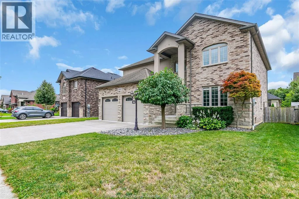 1385 MAPLE