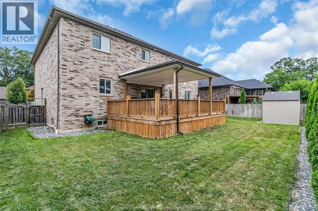1385 MAPLE