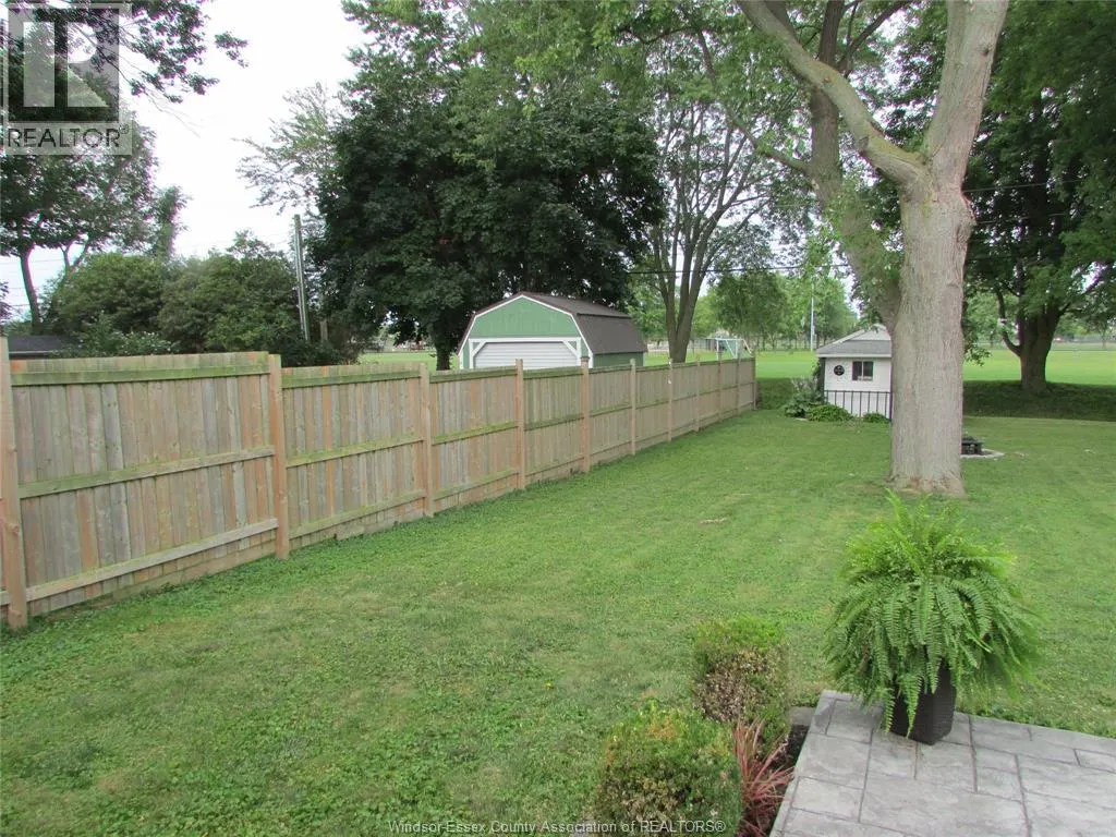127 Danforth AVENUE