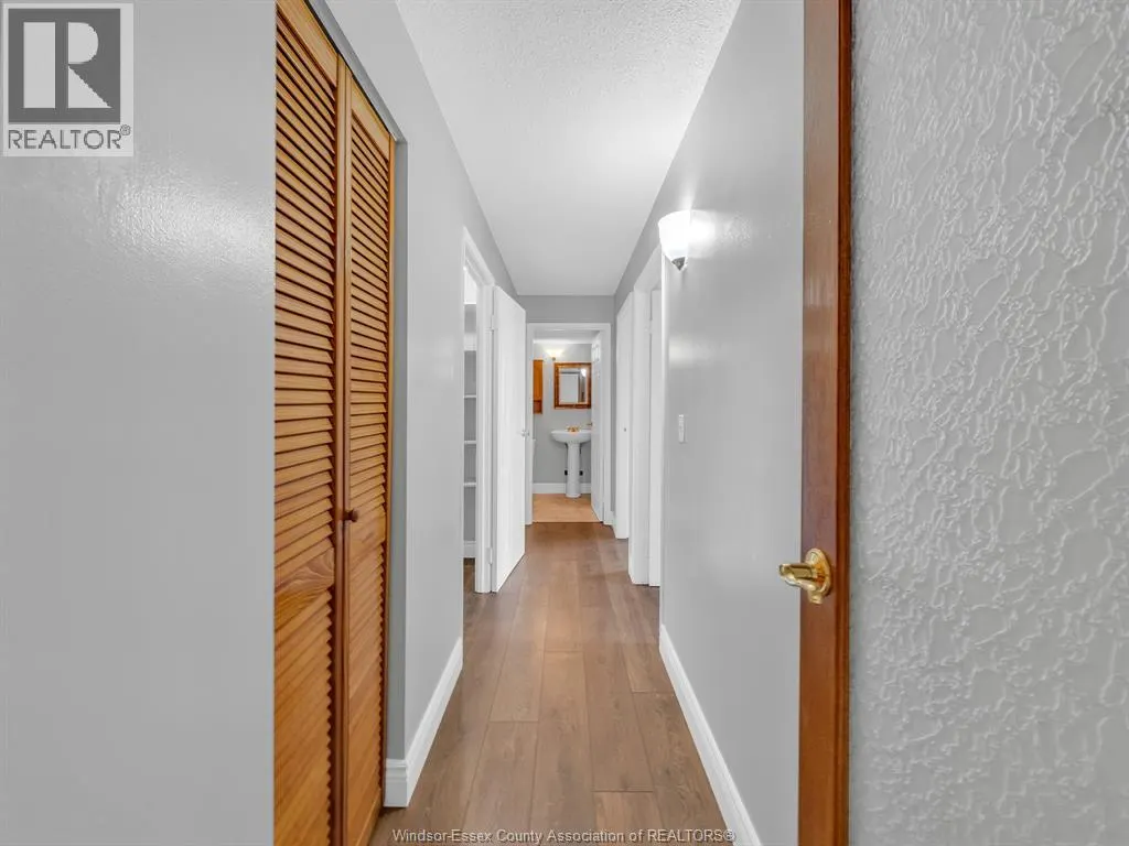 150 PARK STREET West Unit# 913