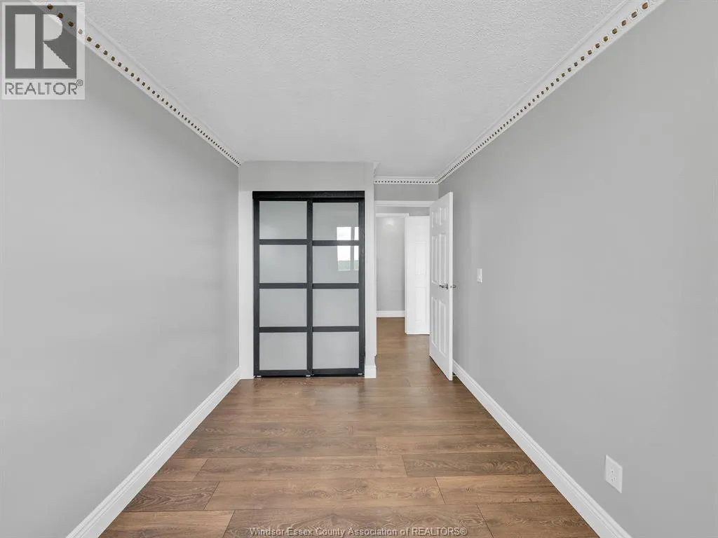150 PARK STREET West Unit# 913