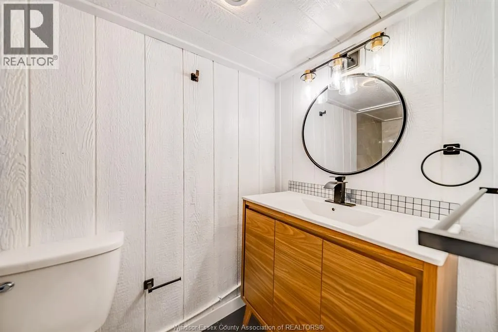 2241 WINDERMERE