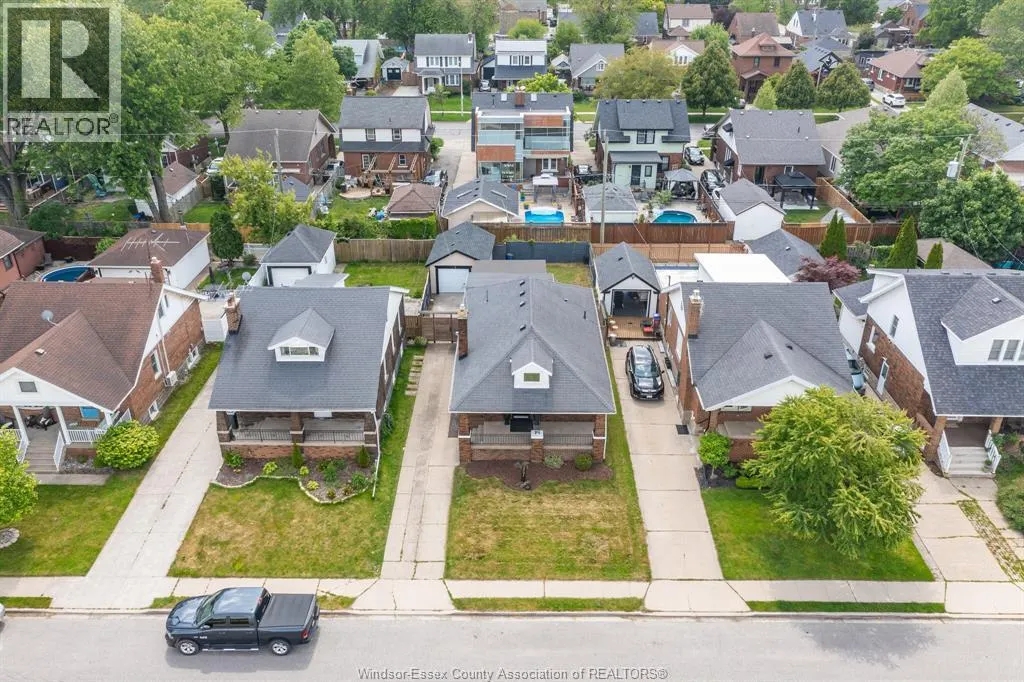 2241 WINDERMERE