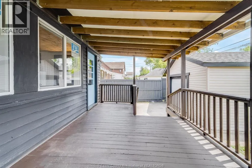 2241 WINDERMERE