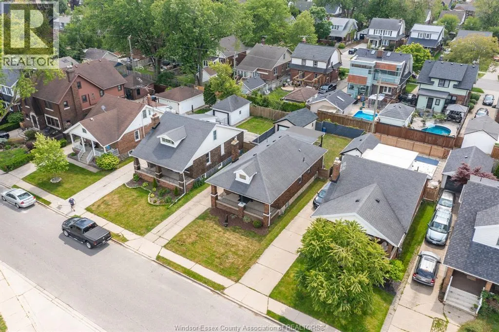 2241 WINDERMERE
