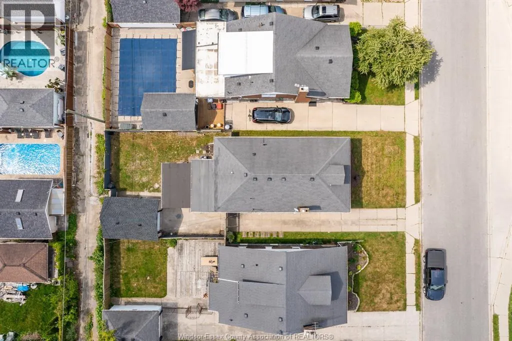 2241 WINDERMERE