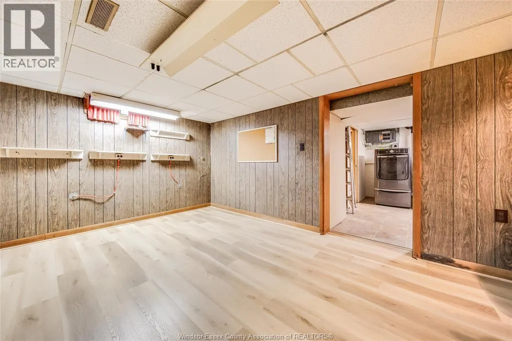 1555 STRATFORD COURT
