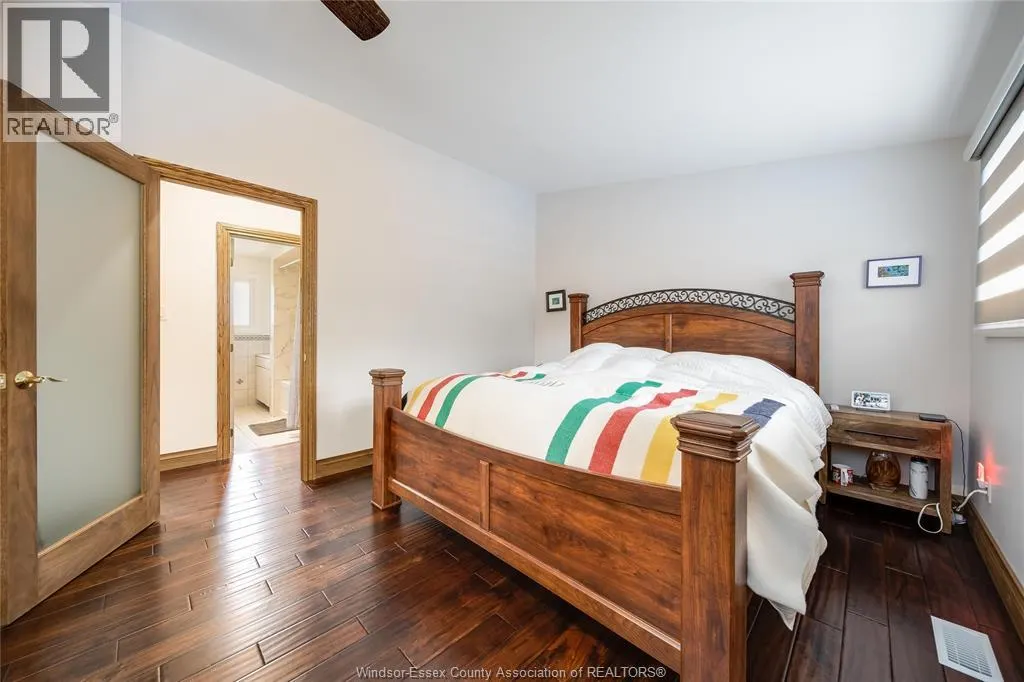 1555 STRATFORD COURT