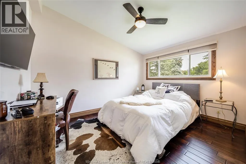 1555 STRATFORD COURT