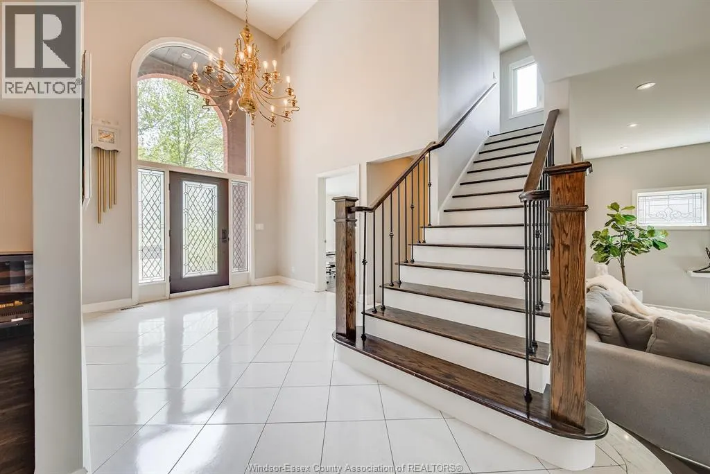 428 OLD TECUMSEH ROAD