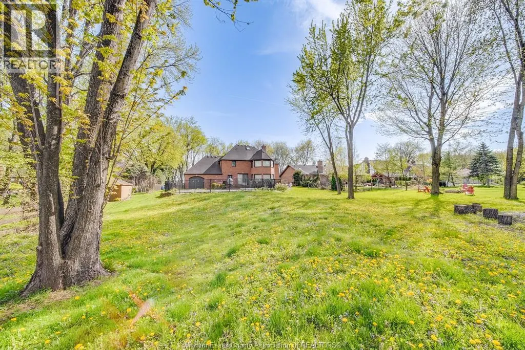 428 OLD TECUMSEH ROAD