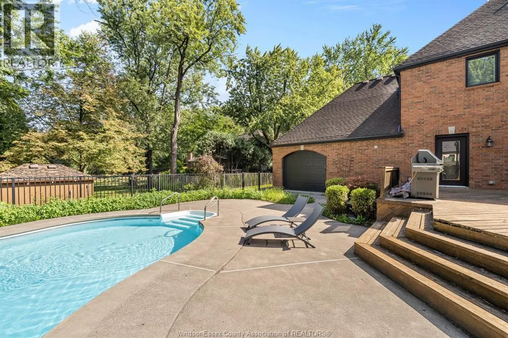 428 OLD TECUMSEH ROAD