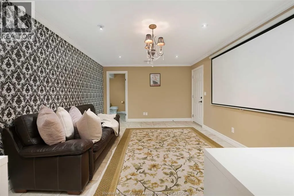 1027 MERSEA ROAD 2