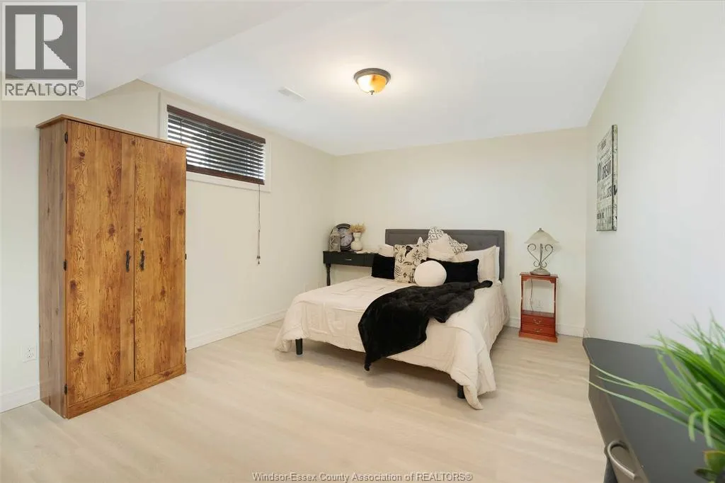 1027 MERSEA ROAD 2