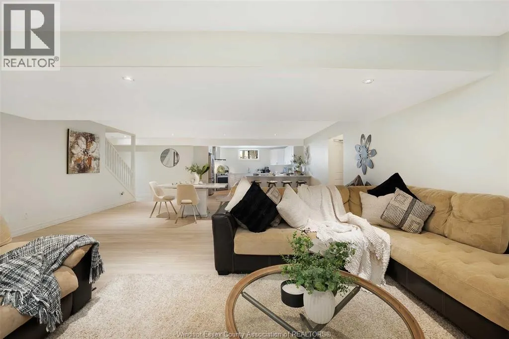 1027 MERSEA ROAD 2