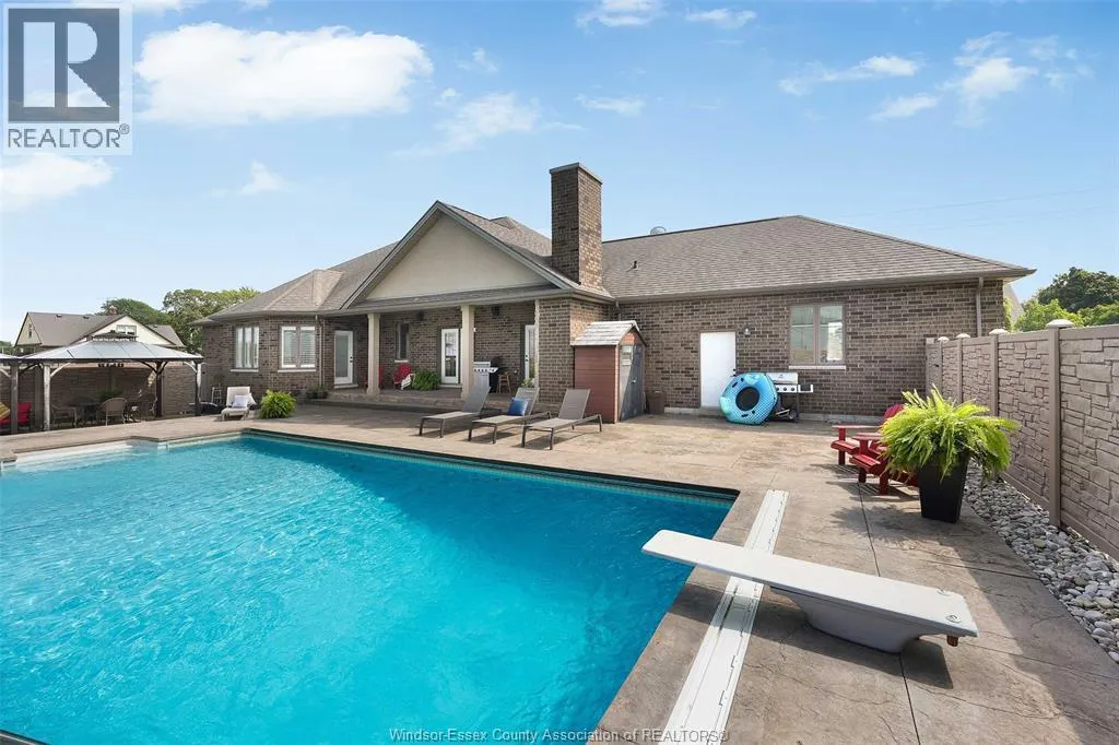 1027 MERSEA ROAD 2