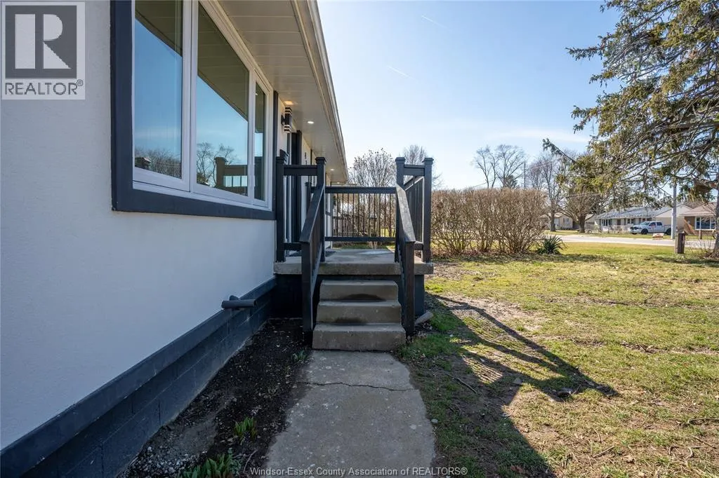 416 INDIAN CREEK ROAD West