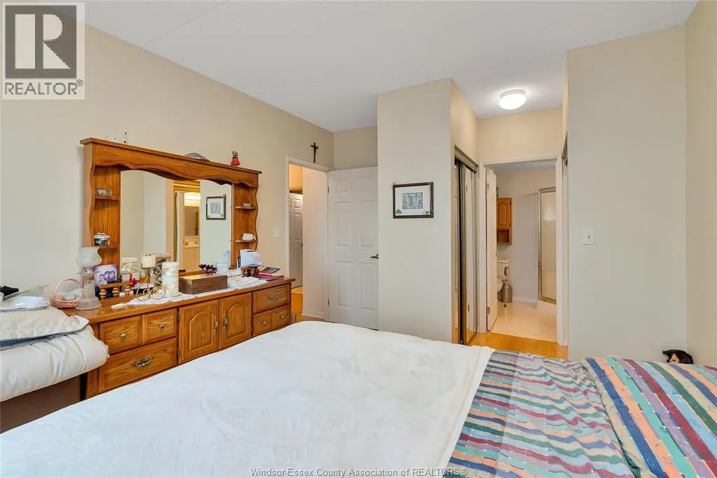 8335 WYANDOTTE STREET East Unit# 505