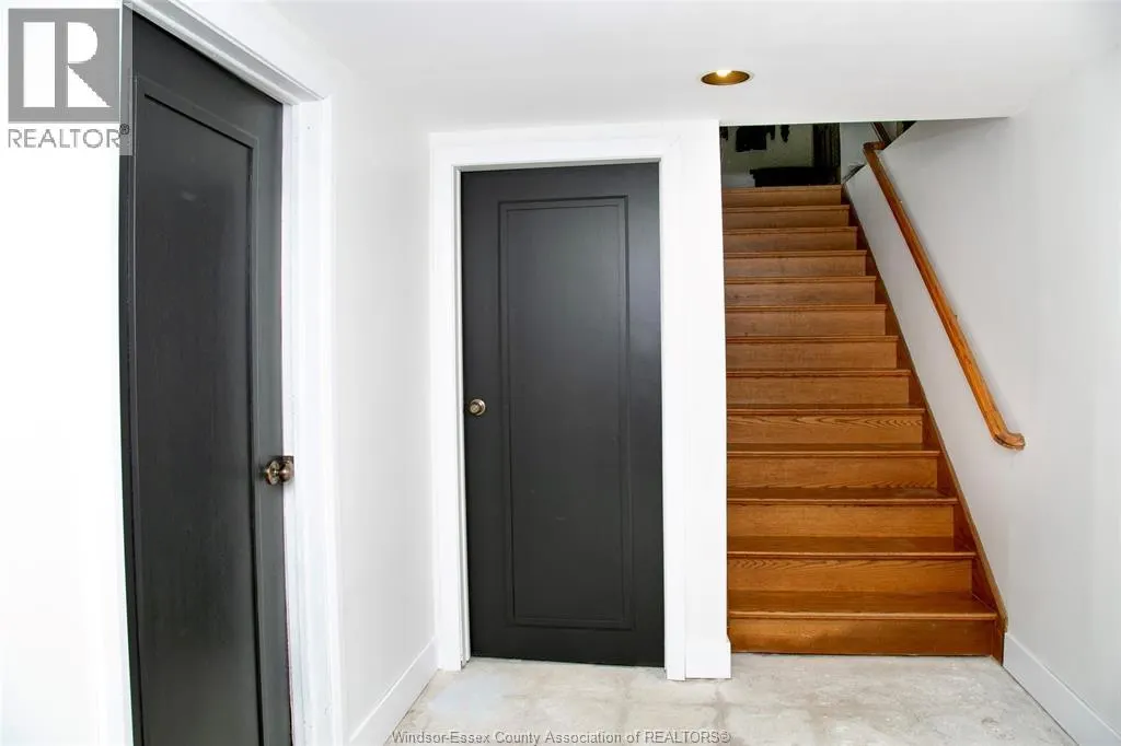 2719 Lakeshore Road 229