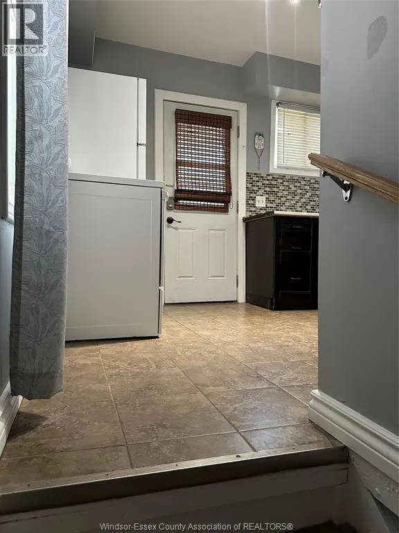 1695 Howard Unit# Main & basement