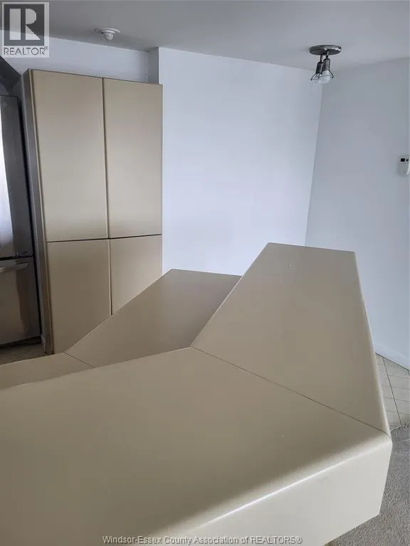 380 PELISSIER Unit# 1302