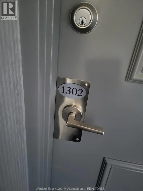 380 PELISSIER Unit# 1302