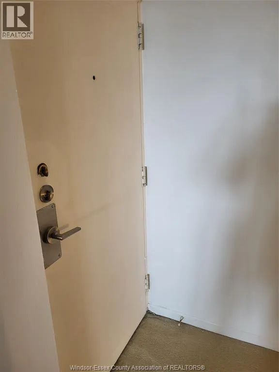 380 PELISSIER Unit# 1302
