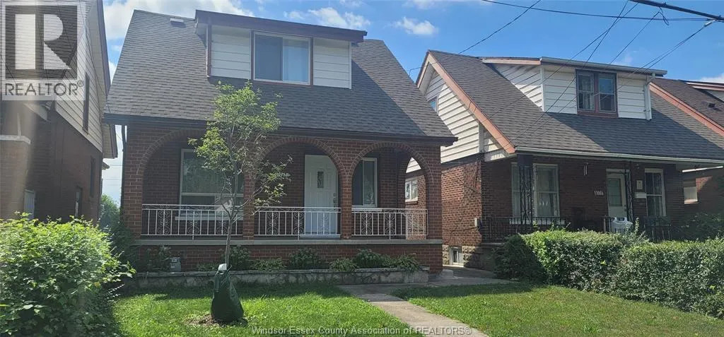 1035 ELM AVENUE
