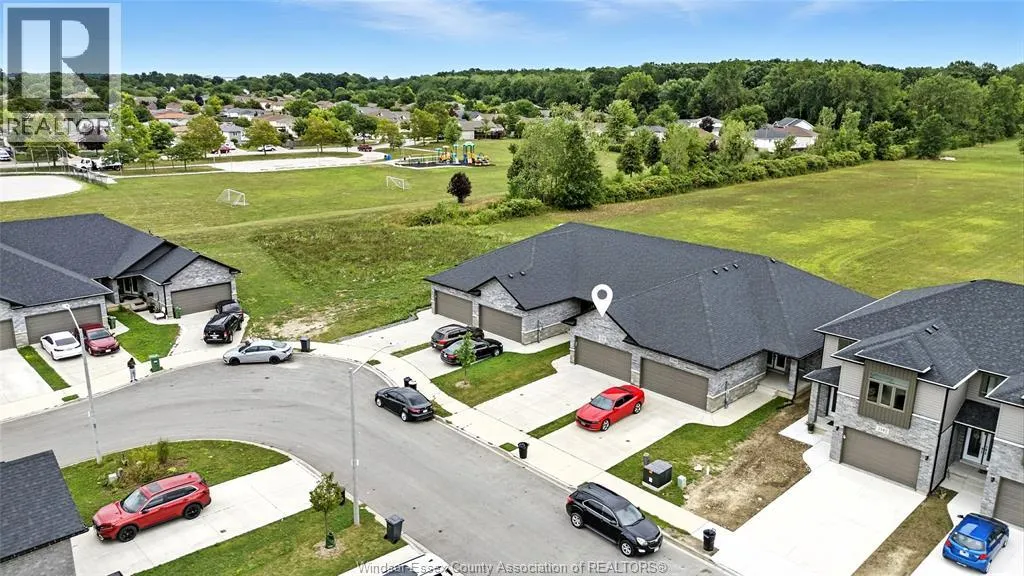 3538 HALLEE CRESCENT