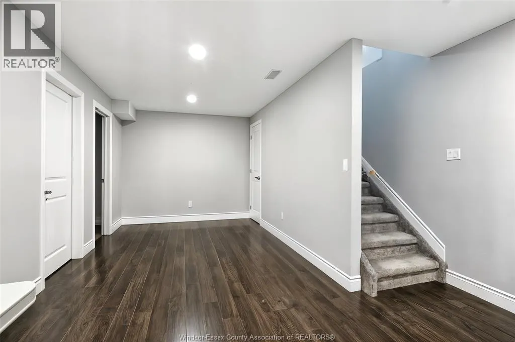 3538 HALLEE CRESCENT