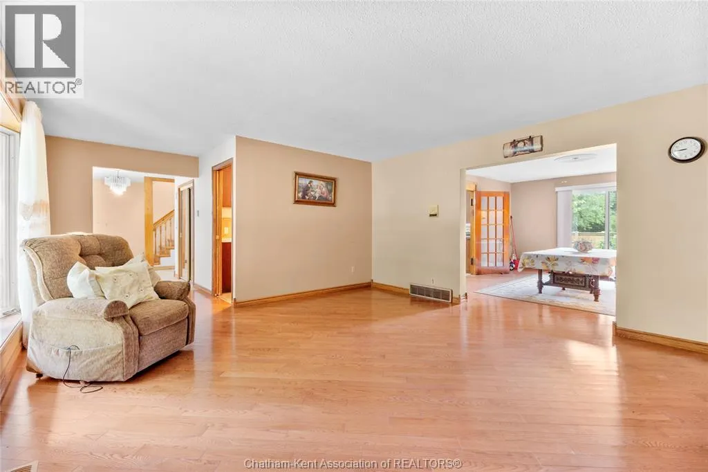 140 Little STREET South