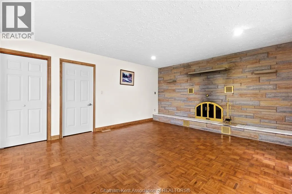 140 Little STREET South