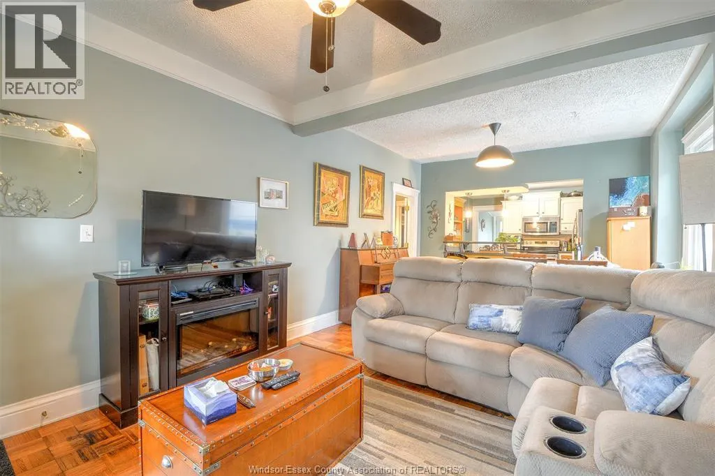 523 ELM