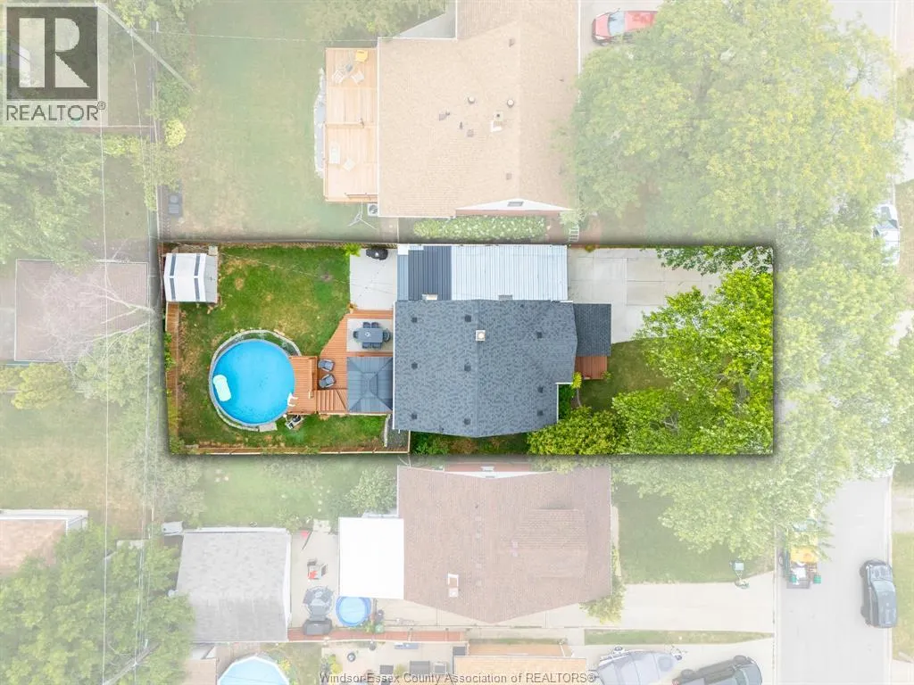 936 EDWARD AVENUE