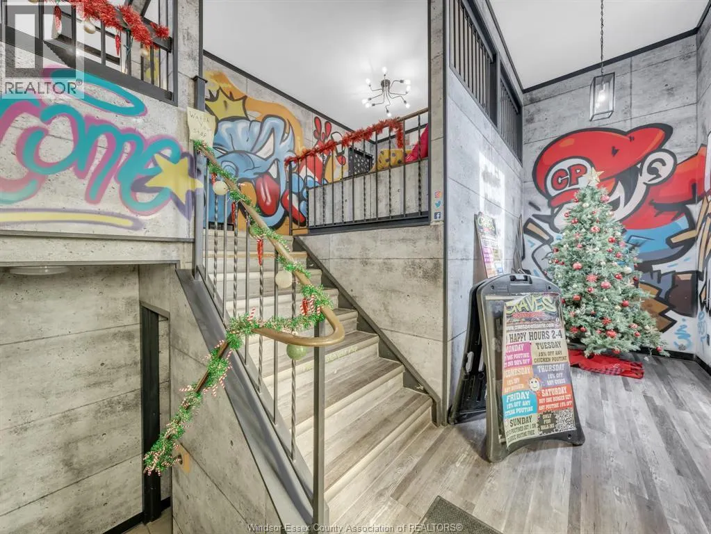 581 BROADWAY