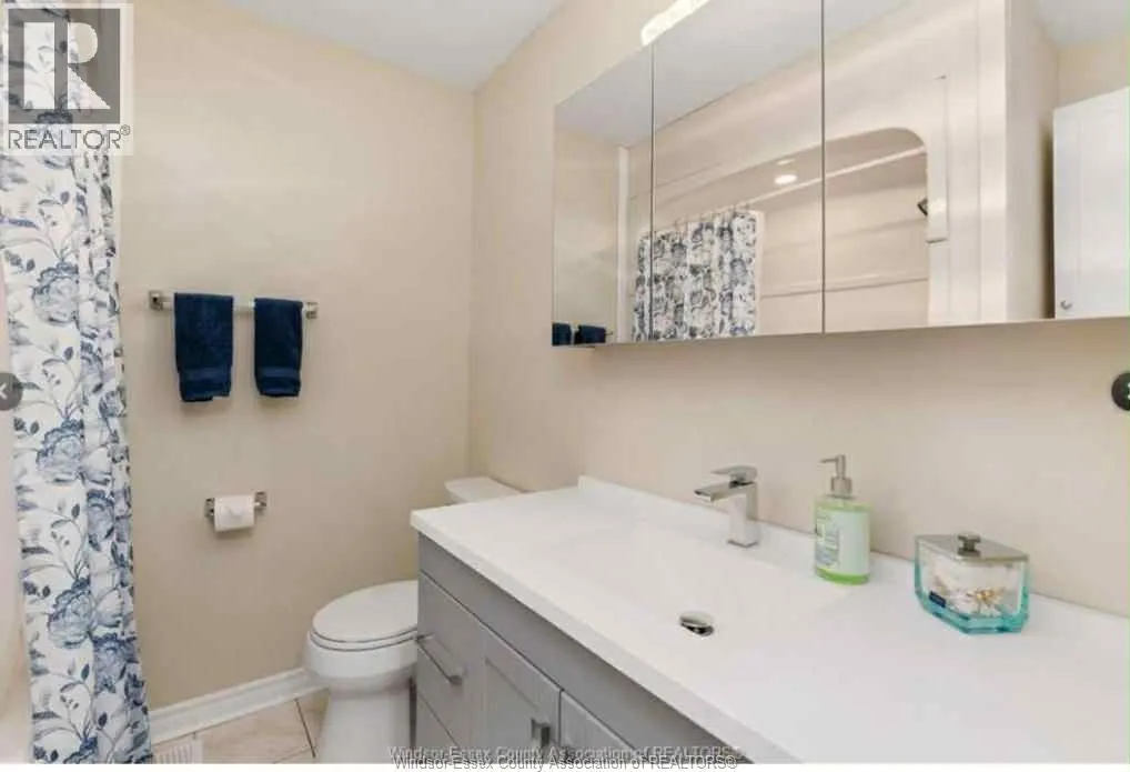 1285 CARDINAL CRESCENT Unit# 37